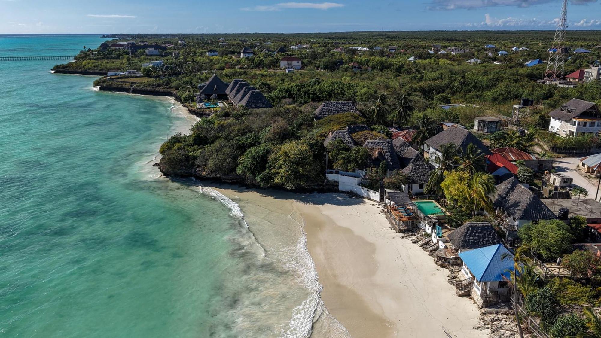 Red Monkey Beach Lodge Jambiani  Exterior photo